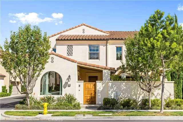 MLS: PW25236772 Condo For Sale