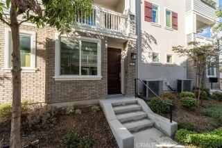 Photo #1: PW25240497 Listing 