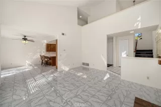 Photo #3: PW25242213 Listing 