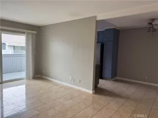 Photo #4: PW25243001 Listing 