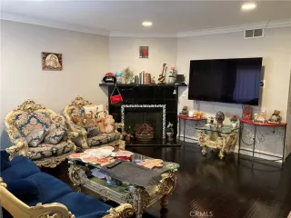 Photo #3: PW25243120 Listing