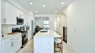 Photo #4: PW25245446 Listing 