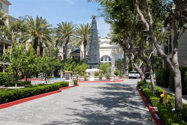 MLS: PW25246673 Condo For Sale