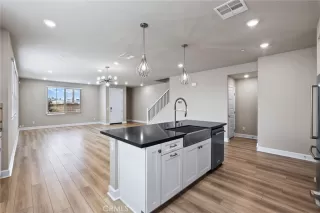 Photo #6: PW25246719 Listing 