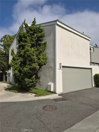 More Details about MLS # PW25247921 : 2640 W SEGERSTROM UNIT H