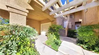 Browse active condo listings in MONTE VISTA