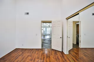 Photo #5: PW25250567 Listing 