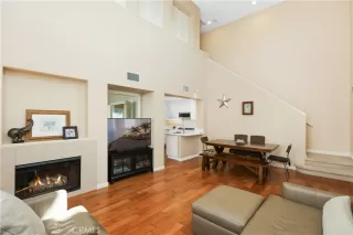 Photo #3: PW25250979 Listing 