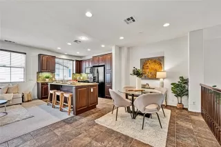 Photo #5: PW25251312 Listing