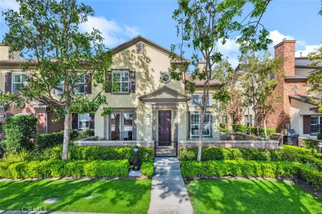 MLS: PW25251332 Condo For Sale