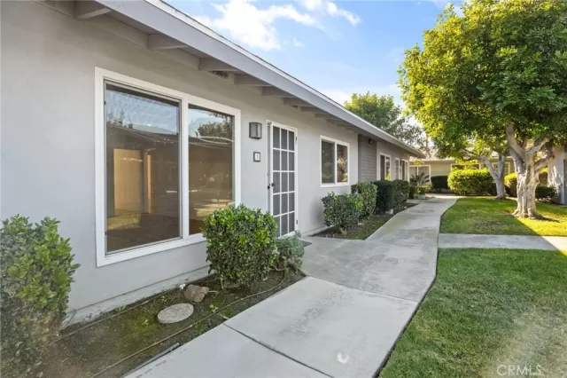 MLS: PW25251778 Condo For Sale