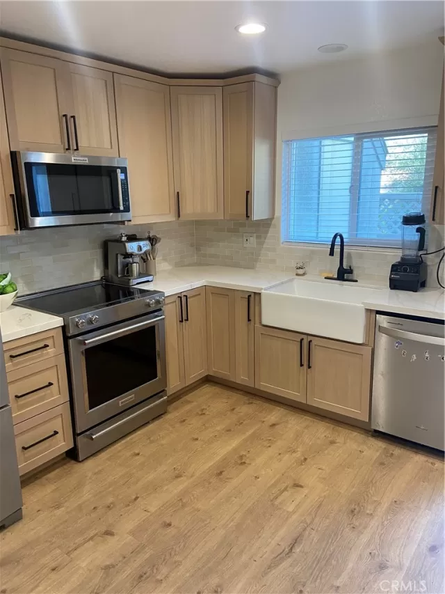 MLS: PW25253738 Condo For Sale