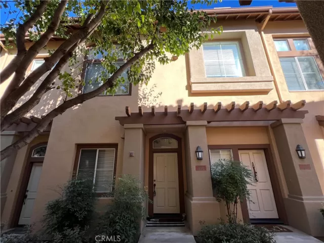 MLS: PW25253805 Condo For Sale