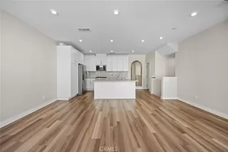 Photo #5: PW25253841 Listing 