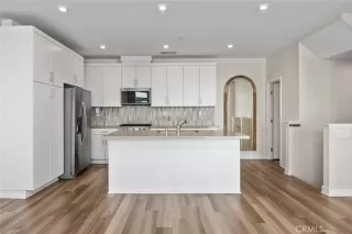 Photo #6: PW25253841 Listing 