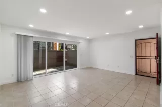 Photo #4: PW25254038 Listing