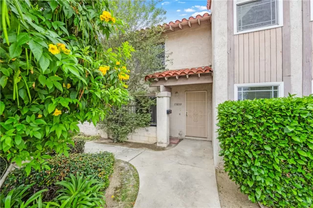 MLS: PW25254312 Condo For Sale