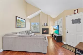 Photo #1: PW25255019 Listing 