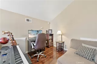 Photo #5: PW25255019 Listing 