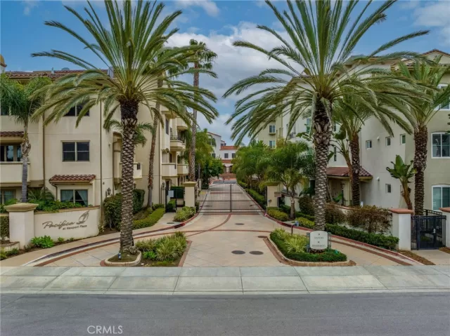 MLS: PW25255458 Condo For Sale