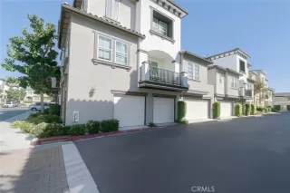 Photo #3: PW25255600 Listing