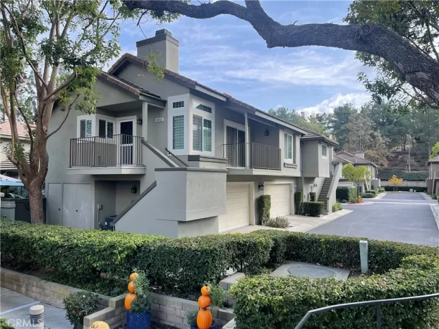 MLS: PW25256029 Condo For Sale