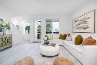 Photo #2: PW25256046 Listing 