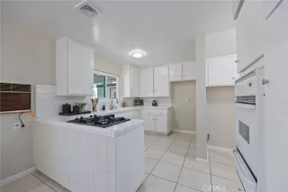 Photo #4: PW25256385 Listing 