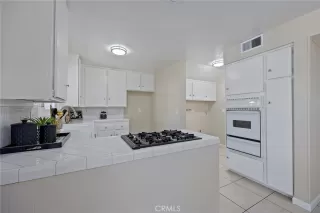 Photo #5: PW25256385 Listing 