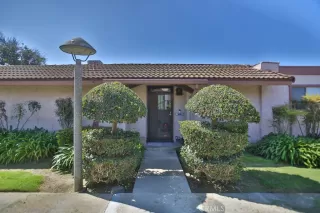 More Details about MLS # PW25257566 : 10136 MONTECITO PLZ