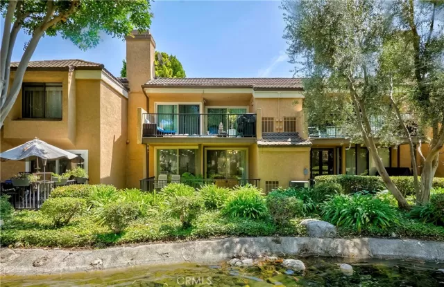 MLS: PW25258058 Condo For Sale