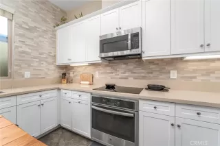 Photo #5: PW25259021 Listing 