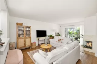 Photo #5: PW25260216 Listing 