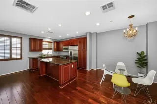 Photo #6: PW25260363 Listing