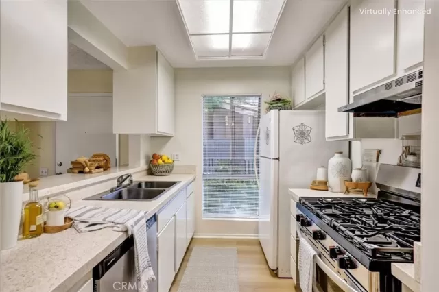 MLS: PW25262342 Condo For Sale