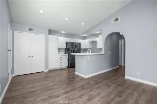 Photo #3: PW25263381 Listing