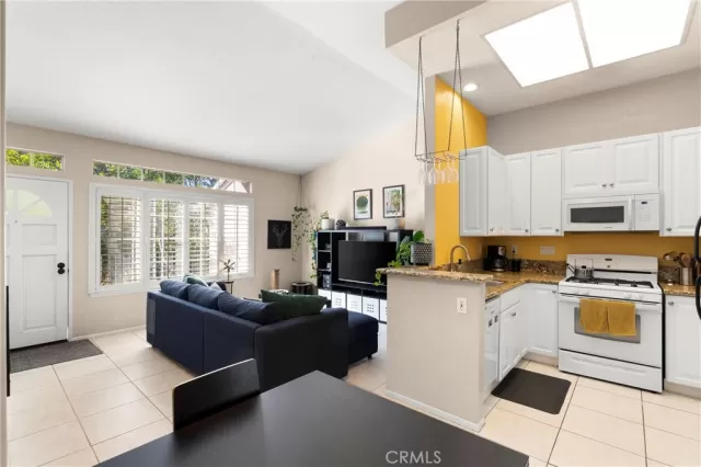 MLS: PW25265179 Condo For Sale