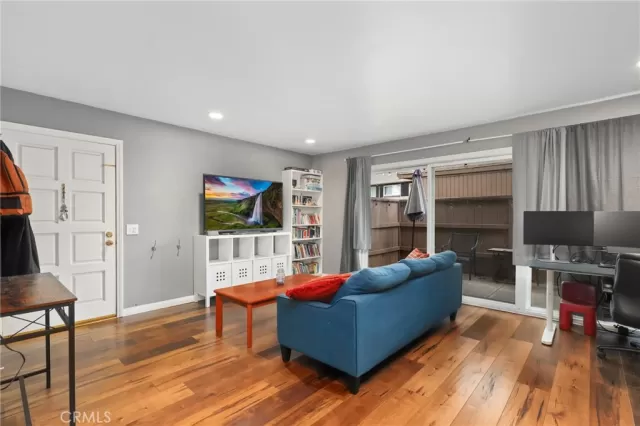 MLS: PW25265500 Condo For Sale