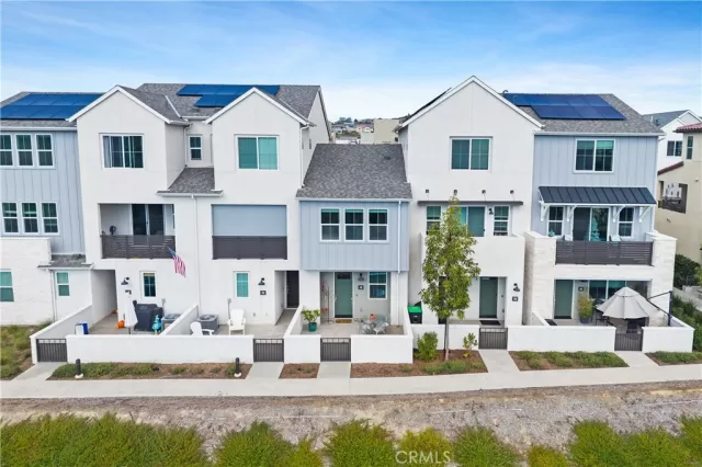 MLS: PW25265557 Condo For Sale