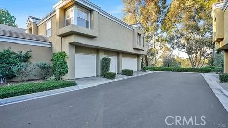 MLS: PW25266036 Condo For Sale