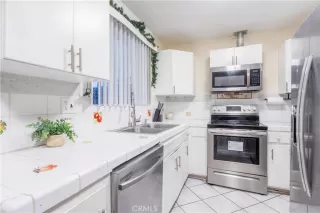 Photo #3: PW25267517 Listing 