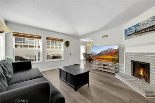 Photo #1: PW25271328 Listing 