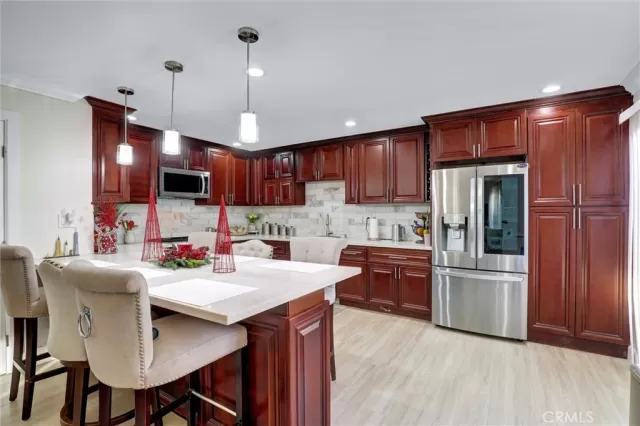 MLS: PW25278165 Condo For Sale