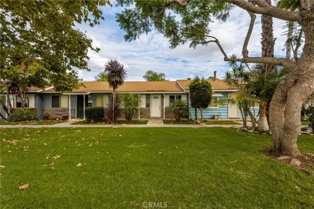 MLS: PW26006360 Condo For Sale