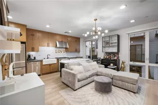 Photo #1: PW26011218 Listing 