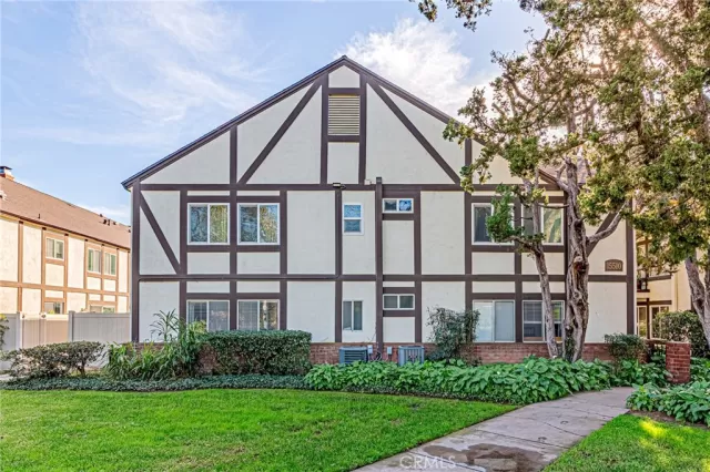 MLS: PW26012594 Condo For Sale