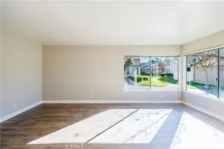 Photo #5: PW26014653 Listing