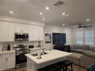 Photo #3: PW26025997 Listing