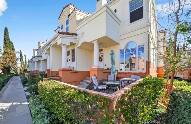 MLS: PW26026428 Condo For Sale