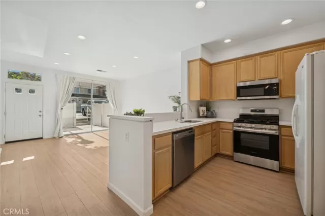 MLS: PW26026490 Condo For Sale